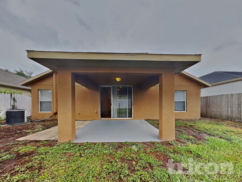 Building Photo - 6816 Monarch Park Dr