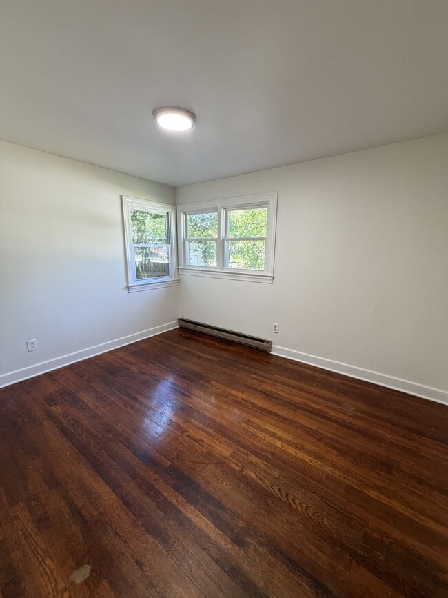Building Photo - 1108 Brittingham St