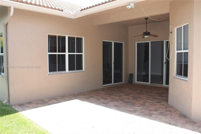 Building Photo - 1342 Crossbill Ct
