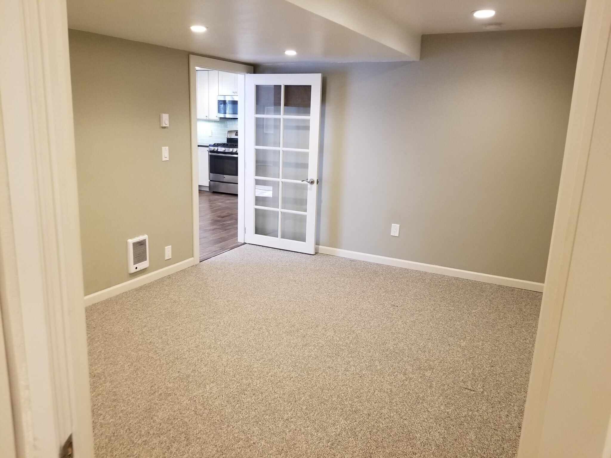 Main Bed - 8609 Warren Dr NW