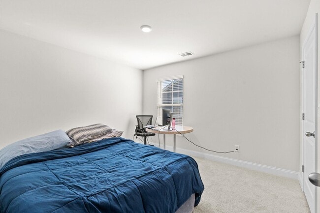 Building Photo - 4536 Lady Slipper Dr