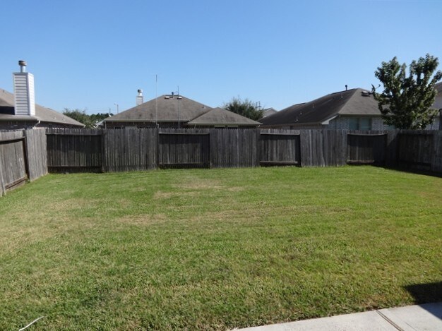Building Photo - 108 Laurel Meadow Ct