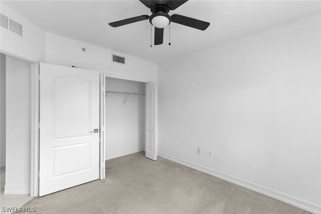 Building Photo - 7835 Regal Heron Cir