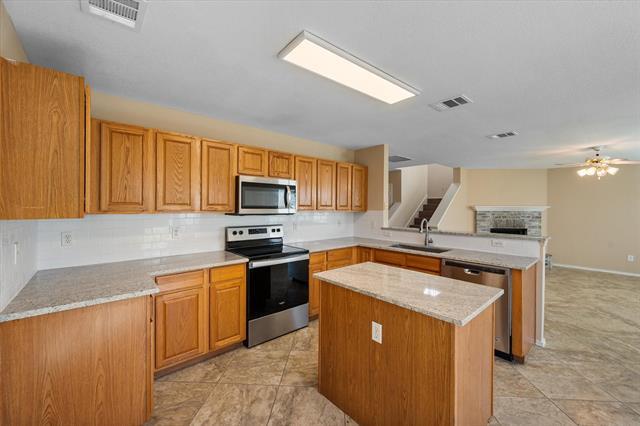 Building Photo - 1049 Triple Crown Dr