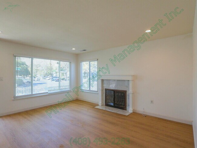 Building Photo - 3428 San Marino Ave