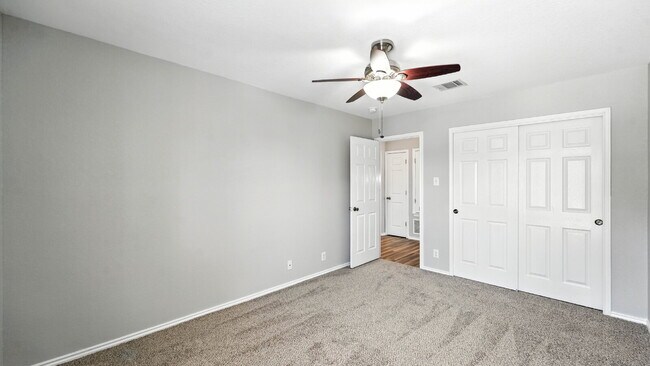 Building Photo - Amazing home in Avery Park