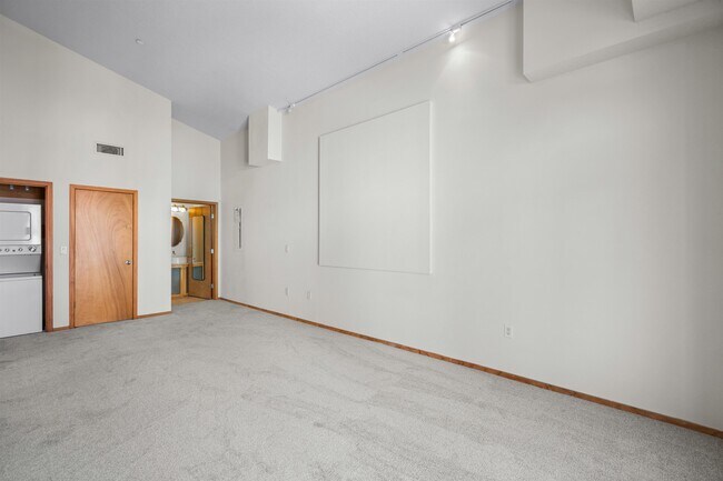 Building Photo - 101 Palm Harbor Pkwy