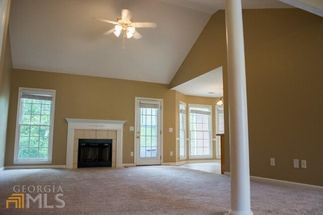 Building Photo - 8037 Creekland Dr
