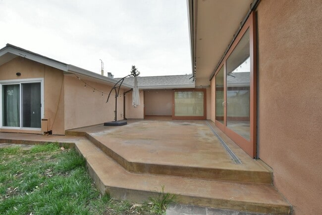 Building Photo - Unique Remodeled Home with European Style in West San Jose