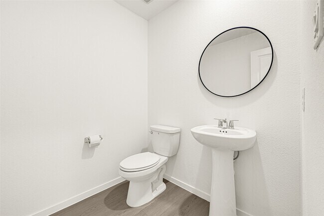 Building Photo - 2608 Shady Cedar Ct