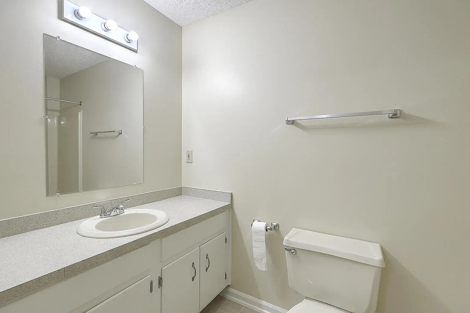 Bathroom 1 - 106 Mayrant St