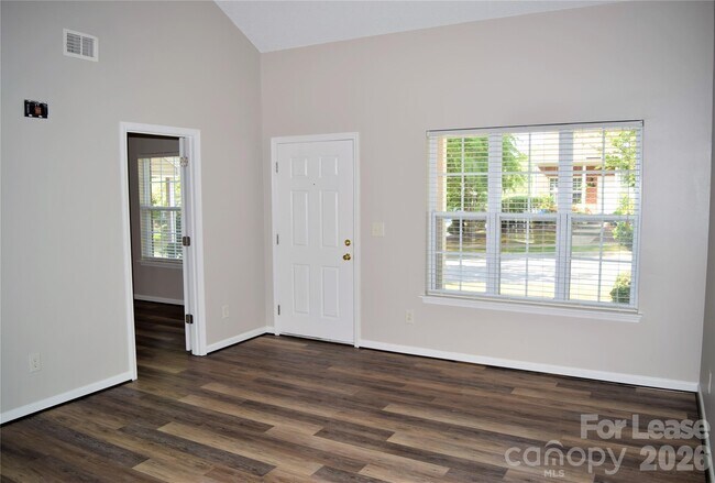 Building Photo - 164 Portestowne Way