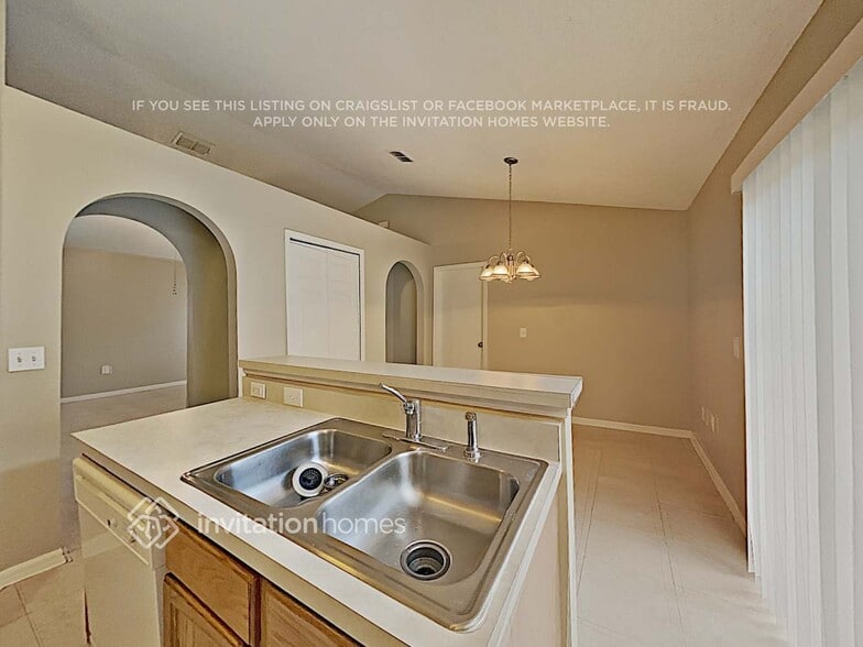 Building Photo - 11336 Ivy Flower Loop