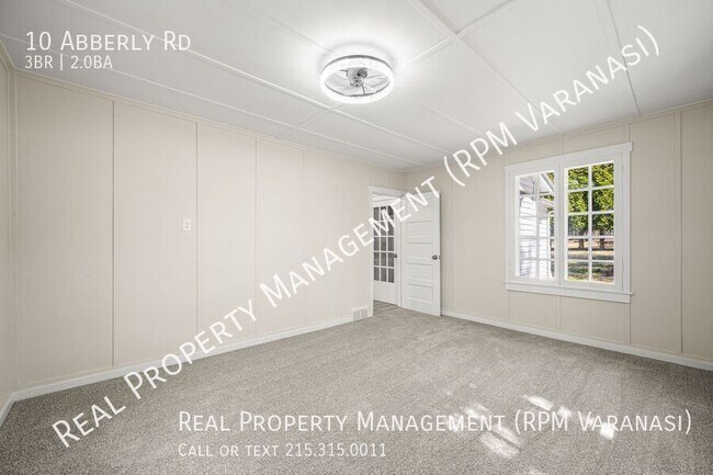 Building Photo - 10 Abberly Rd