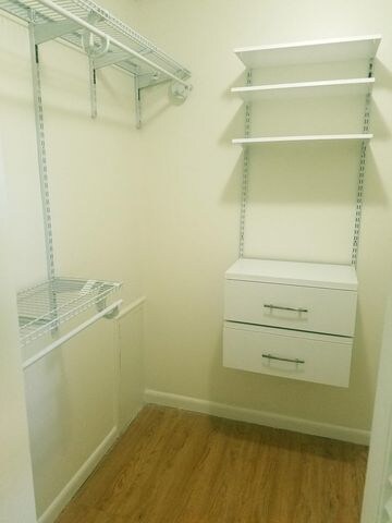 Building Photo - 181 NE Wavecrest Way