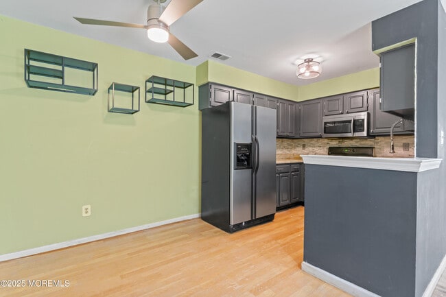Building Photo - 452 Indigo Ct