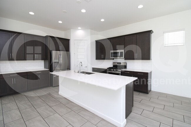 Building Photo - 259 E Sagittarius Pl