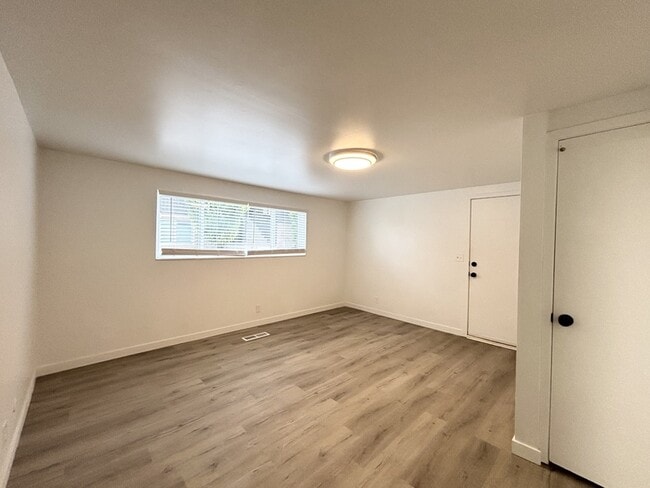 Building Photo - 1403 S 300 E