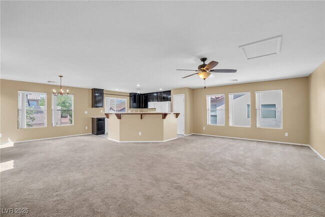 Building Photo - 11665 Primo St