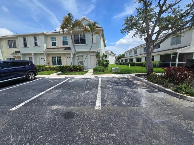 Building Photo - 78 Simonton Cir