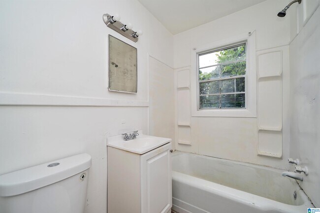 Building Photo - 3005 AVENUE J Ave