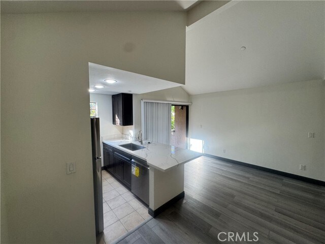 Building Photo - 1046 Calle Del Cerro