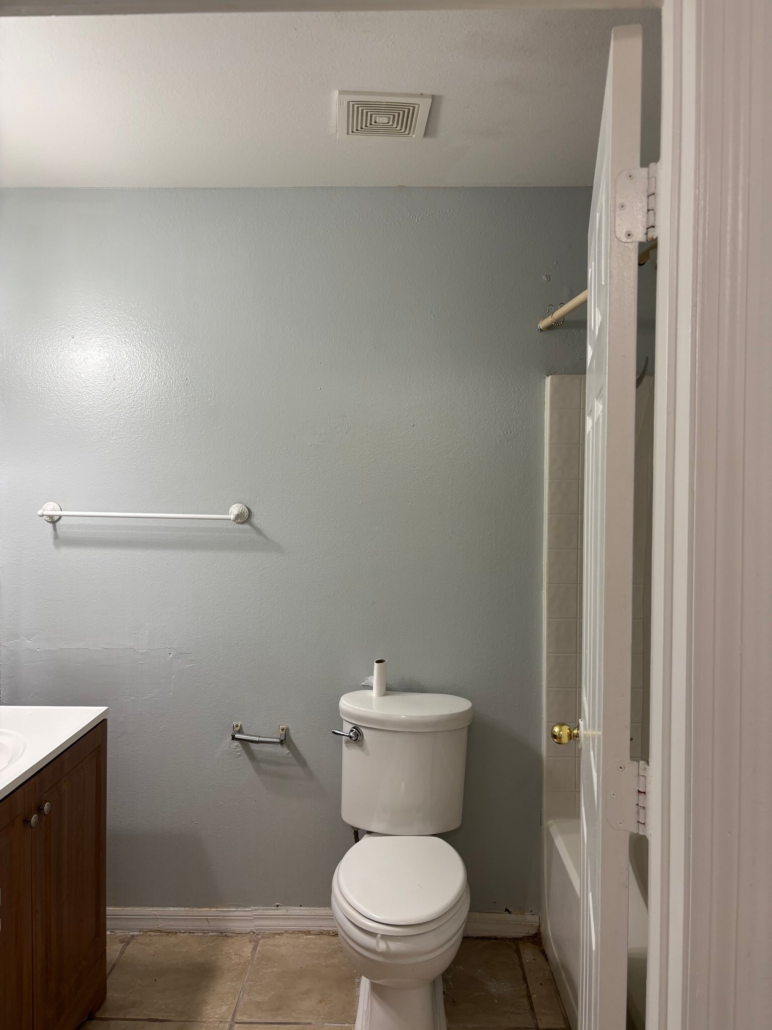Building Photo - 305 Cocoa Ct