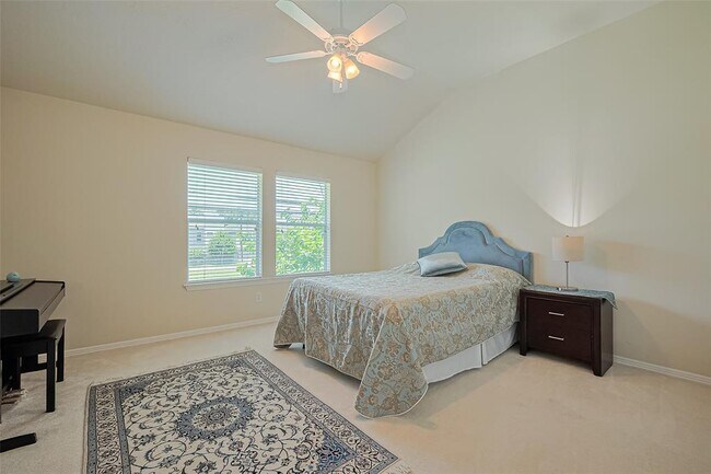 Building Photo - 1413 Whispering Pines Dr