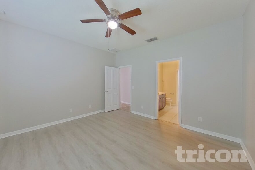 Building Photo - 6317 Domenico Ct