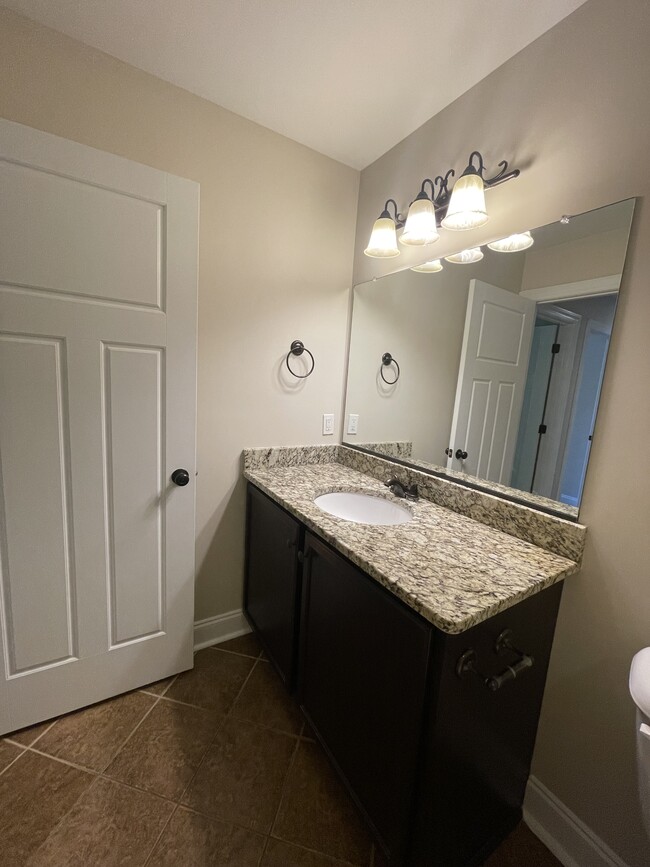 Building Photo - 219 Capstone Dr