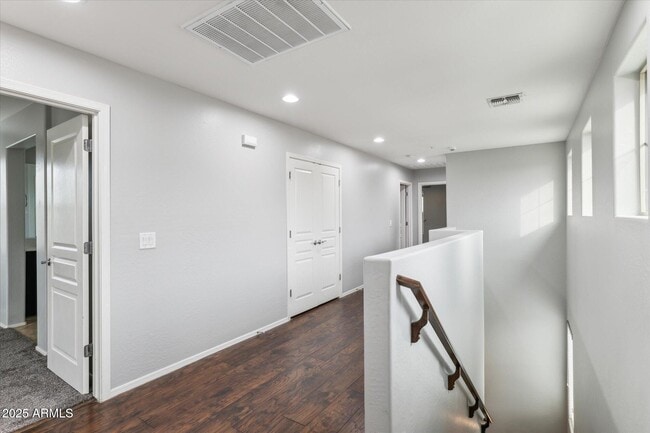 Building Photo - 7351 W Palo Brea Ln
