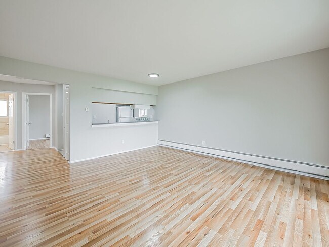 Building Photo - 1490 Nancywood Dr