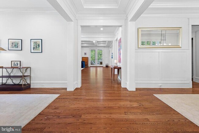 Building Photo - 5600 Brite Dr