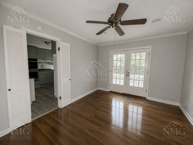 Building Photo - 4247 E Ridge Dr