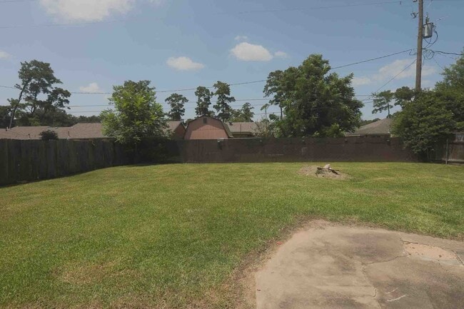 Building Photo - 6703 Winfield Rd