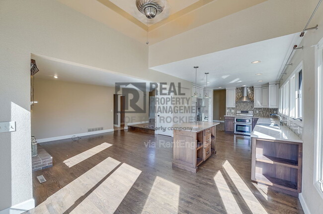 Building Photo - 5106 Saffron Ct