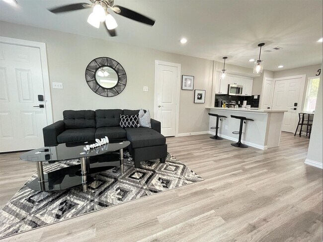 Building Photo - 4326 Alconbury Ln