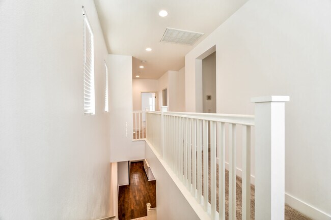 Building Photo - 211 W Tribella Ct