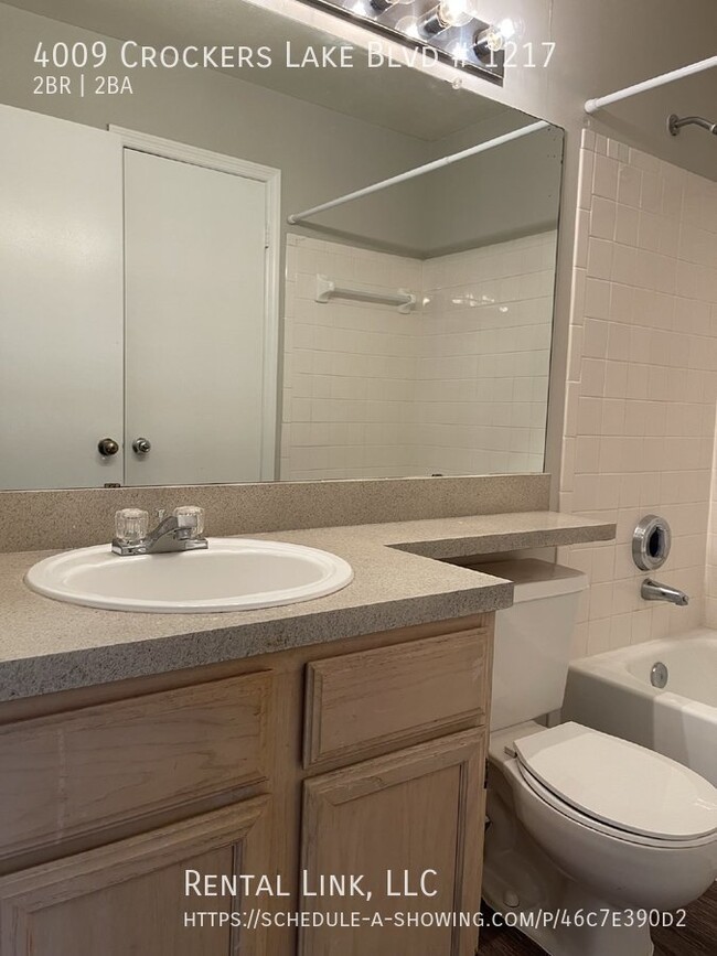 Building Photo - 4009 Crockers Lake Blvd # 1217