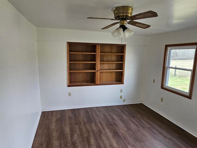 Building Photo - 3745 Frankfort-Ford Rd