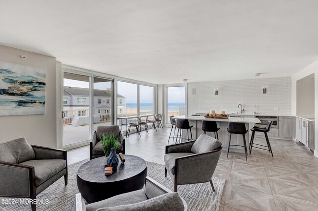 Building Photo - 675 Ocean Ave N