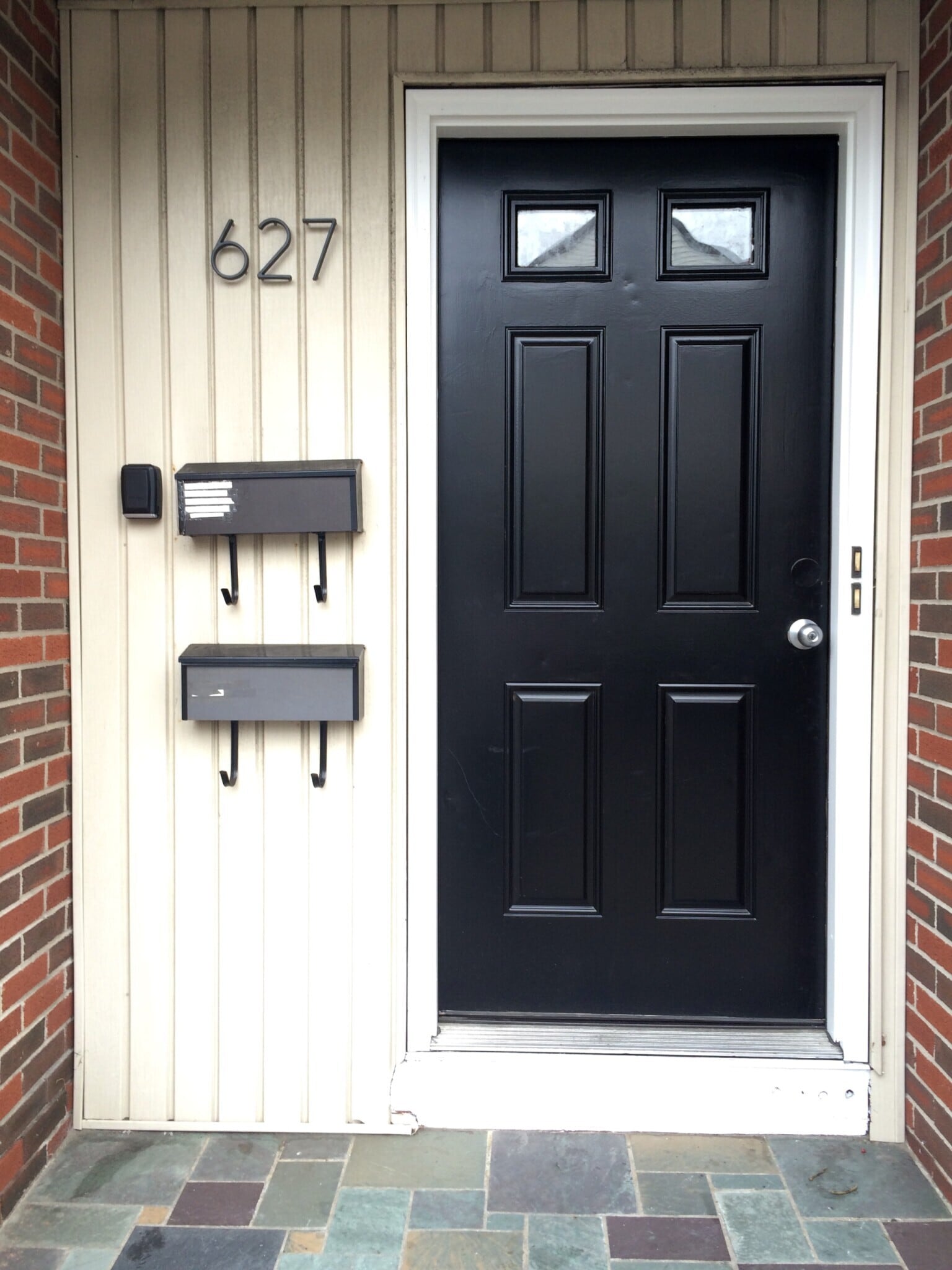 Building Photo - 627 Beach St