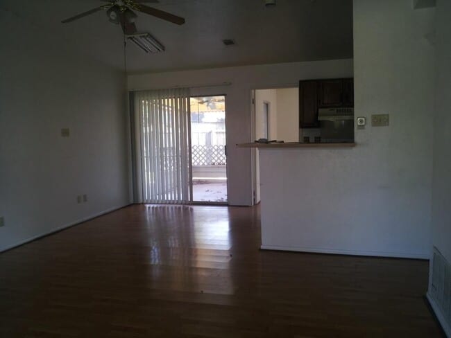 Building Photo - Great 2 Bedroom in Mesquite!