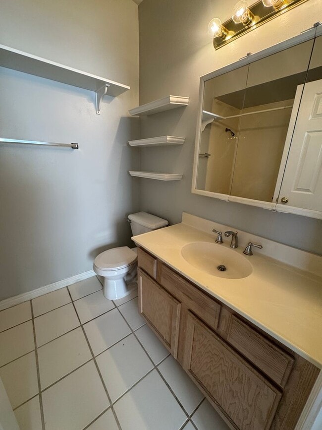 Building Photo - Beautiful studio apartment for rent in Draper!