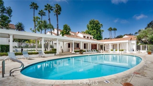 Building Photo - 19442 Sunray Ln