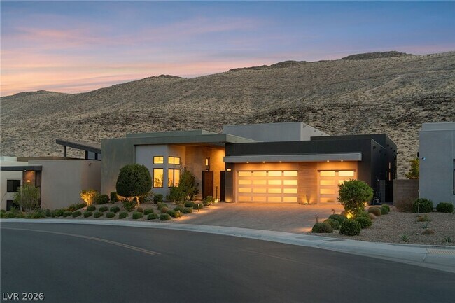Building Photo - 5201 Peak Climb Dr