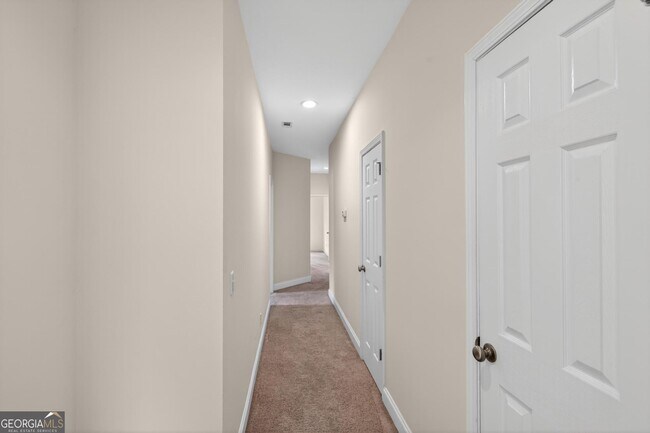 Building Photo - 409 Myrtle Crossing Ln