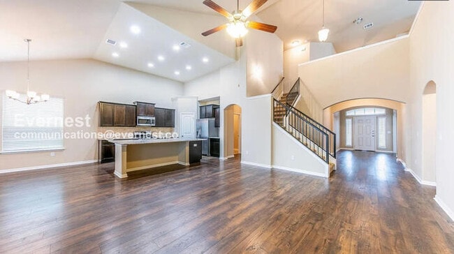 Building Photo - 1974 Mexia Dr