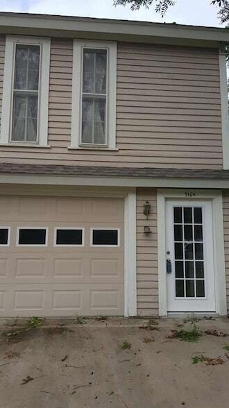 Building Photo - 316 1/2 E 7th Street Unit