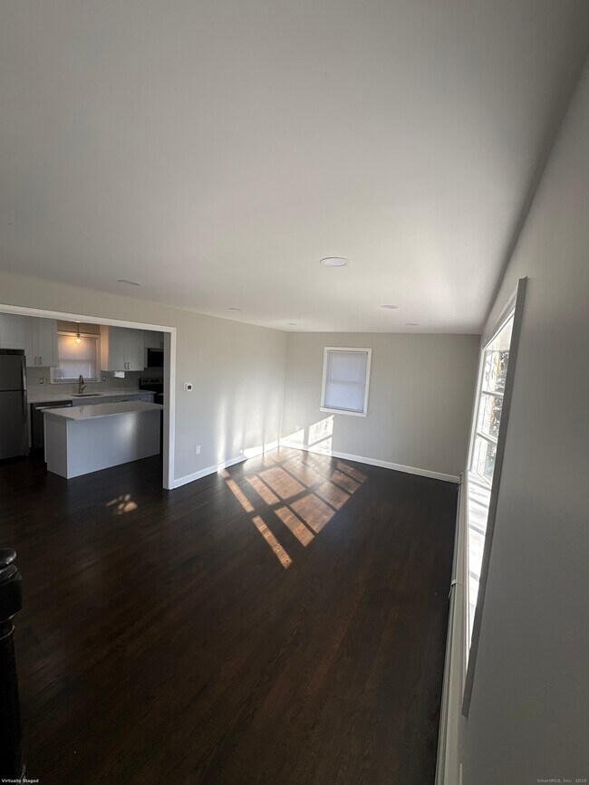 Building Photo - 19 Mill St